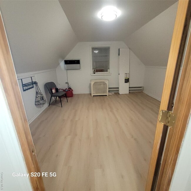 Photo - 246-07 87th Ave