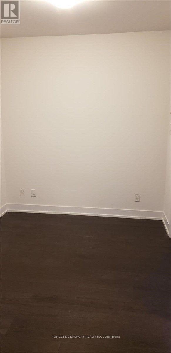 Photo - 7 Kenaston Gardens