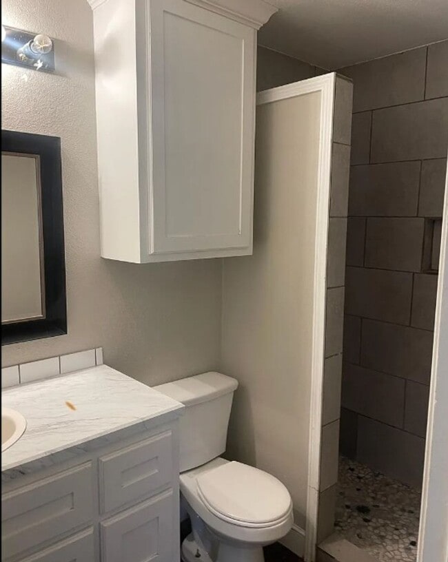 Photo - FOR LEASE - 3/2/2 North West Lubbock