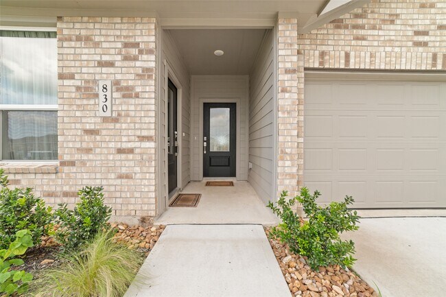 830 Heaven Dr