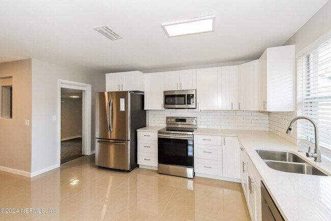 Photo - 7070 Perke Dr