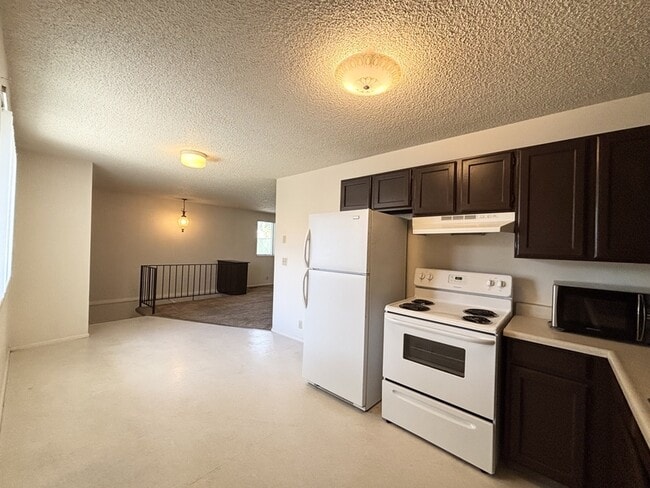 Building Photo - 1265 Crandall Ave S Rental