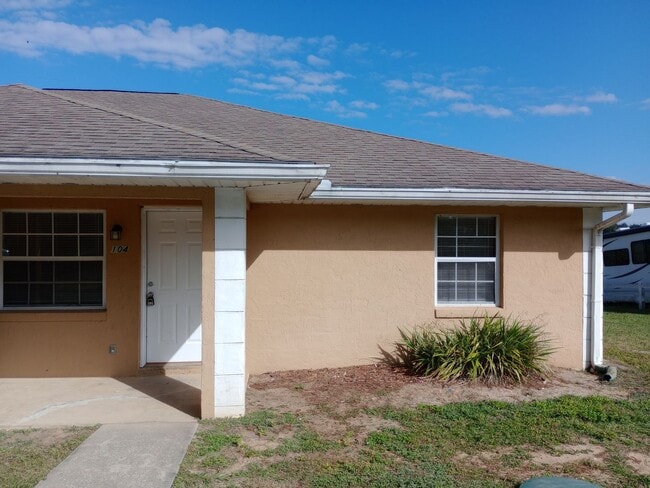 Building Photo - 104 Berger Ct Unit 104 Berger Court