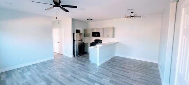 Photo - 7502 Sandle St Unit A