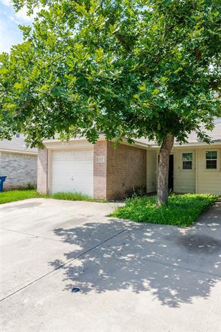 1217 Village Garden Dr