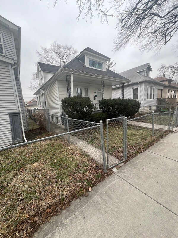 Photo - 10112 S Yale Ave House
