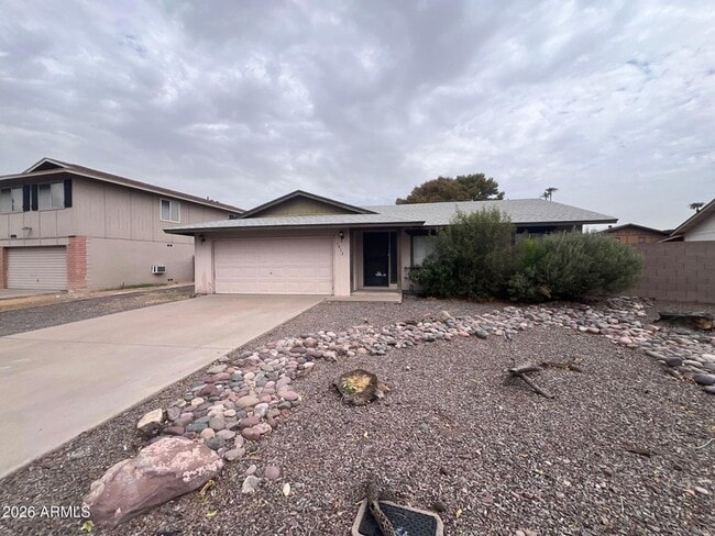 Photo - 1412 E Redfield Rd