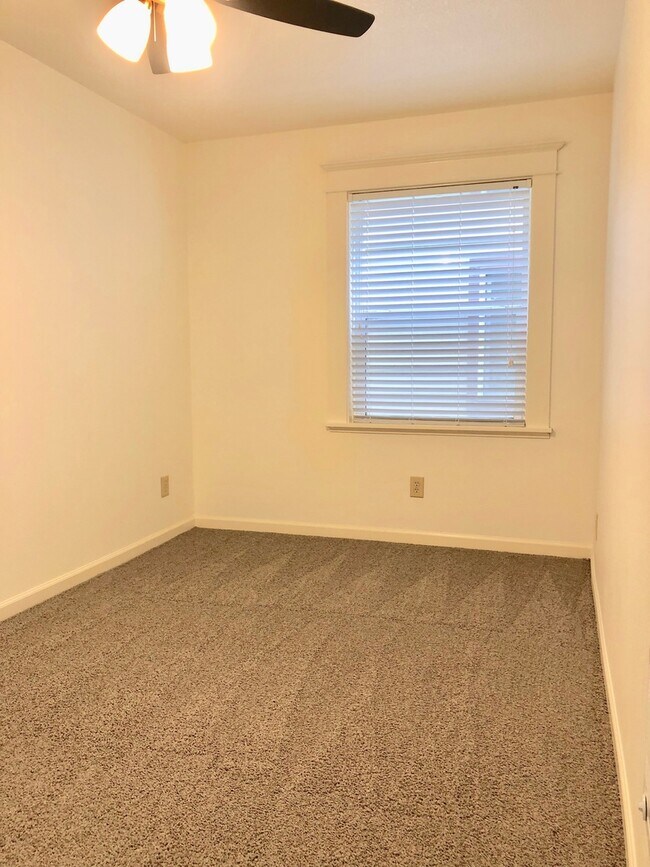 Photo - 1 Bedroom in Sellwood Unit 3