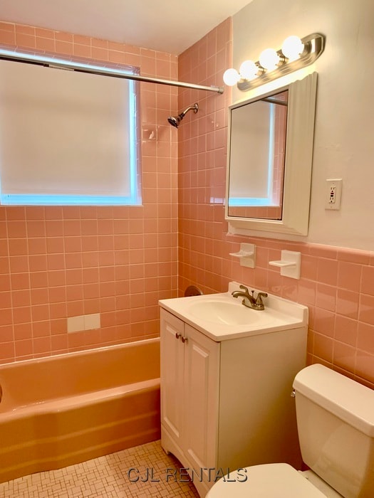 Photo - 69 Grove St Unidad 19