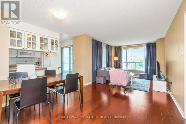 Photo - 887 Bay St. Unité 606