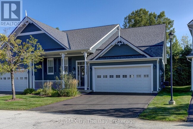 Photo - 32 Green Briar Dr