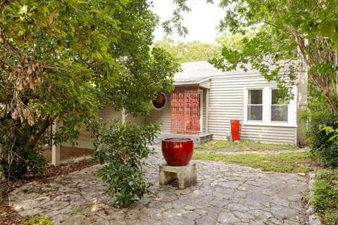 Photo - 3715 Robinson Ave