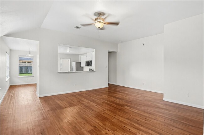 Photo - 3934 Hawthorn Glen Ct