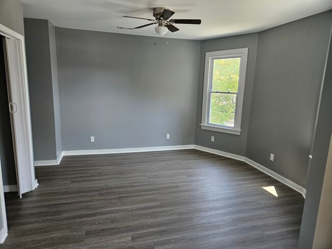 Photo - 1302 W 116th St Unit 2nd Fl