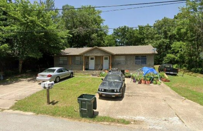 Photo - 138 E Cleburn St Townhome