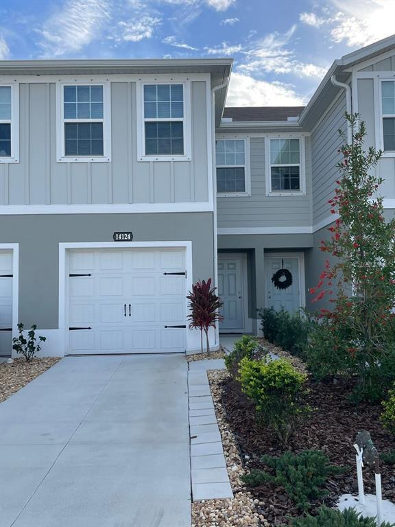 Building Photo - 14124 Crimson Ave