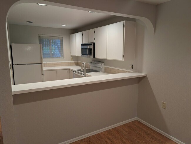 Photo - 12670 NE 10th Pl Unidad A104