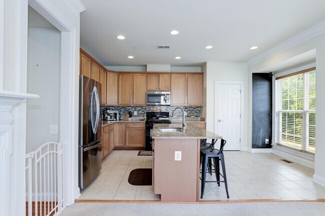 Photo - 43591 White Cap Ter