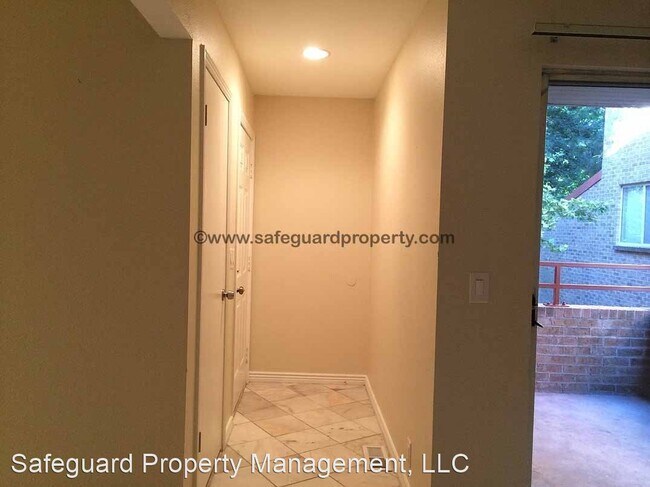 Photo - 4832 S Highland Cir