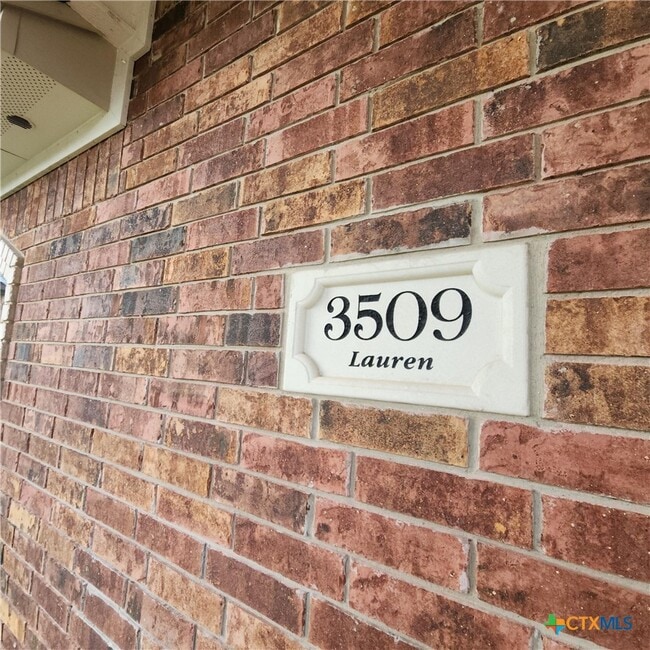 Photo - 3509 Lauren St