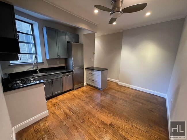 Building Photo - Prince Street Rental