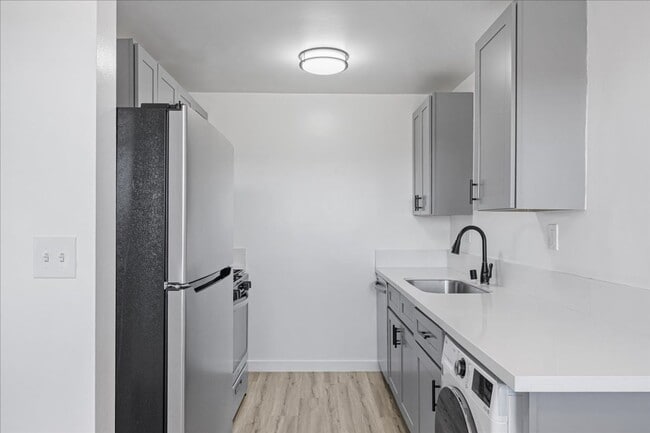 Photo - 376 N. Avenue 57-22 Unit 22