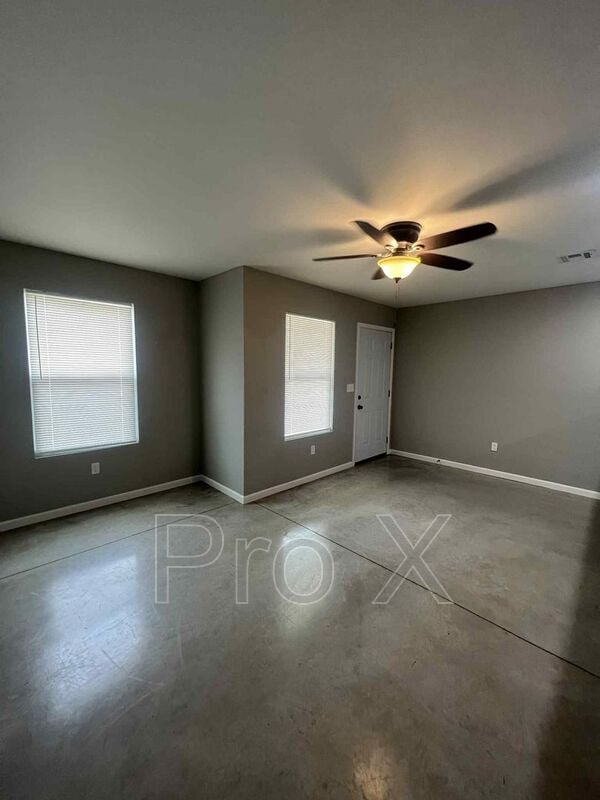 Photo - 206 N Wall Ave
