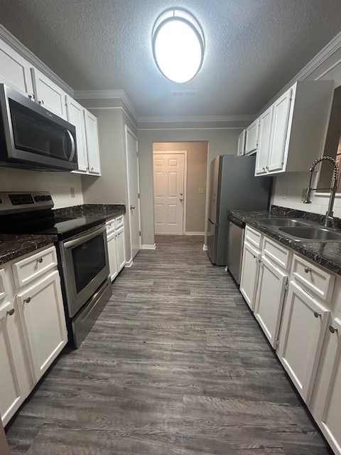 01_Kitchen - 4004 Village Creek Dr Condo