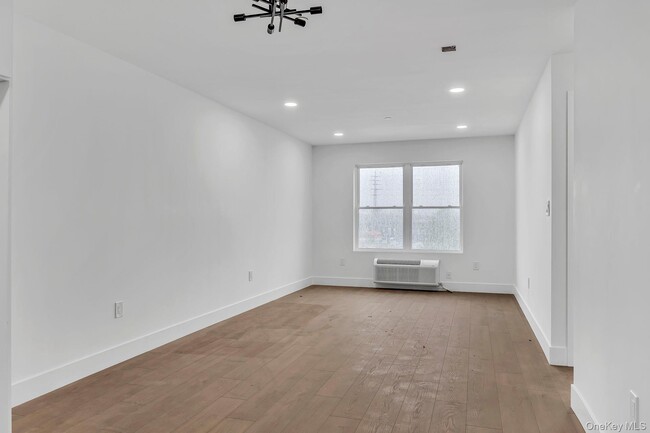 Photo - 74 Broadway Unit 2B
