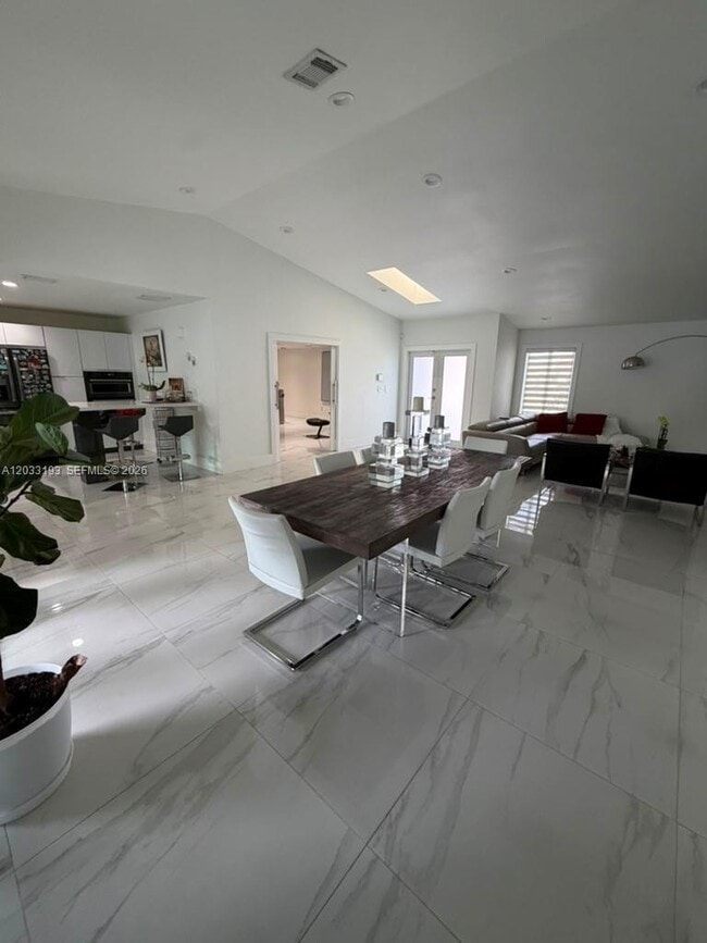 Photo - 3121 SW 140th Ave