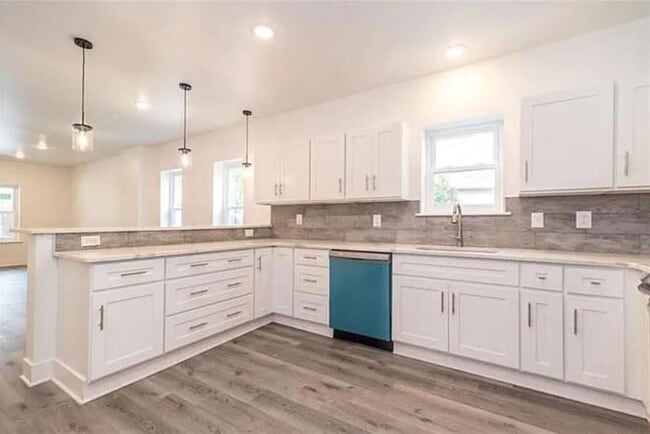 Photo - Brand New 4 Bedroom / 3.5 Bathroom Townhom...