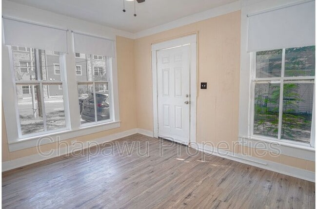 Photo - 111 S Olive St