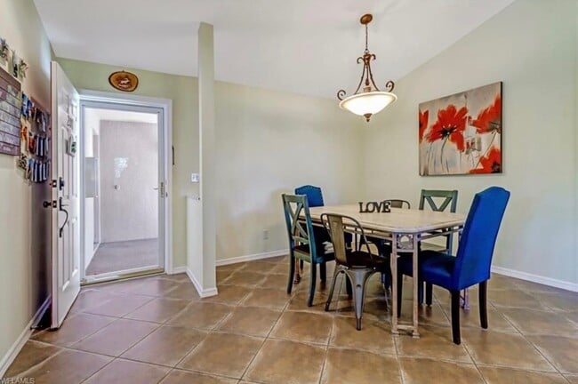 Photo - 9840 Luna Cir Unit 201