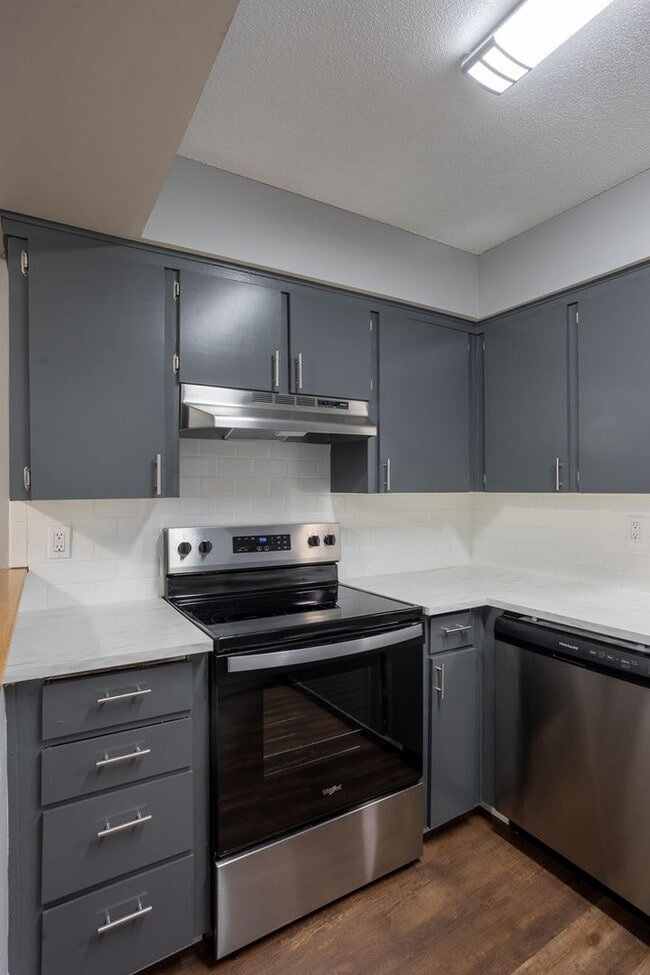 Photo - Wornall Place Apartments & Townhomes