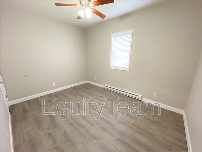 Photo - 4723 Peabody Ave Unit 01