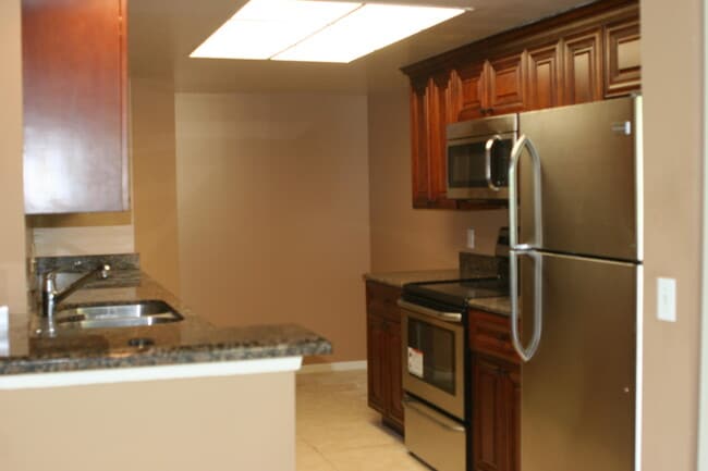 Photo - 4167 N Haverhill Rd Unit 1116