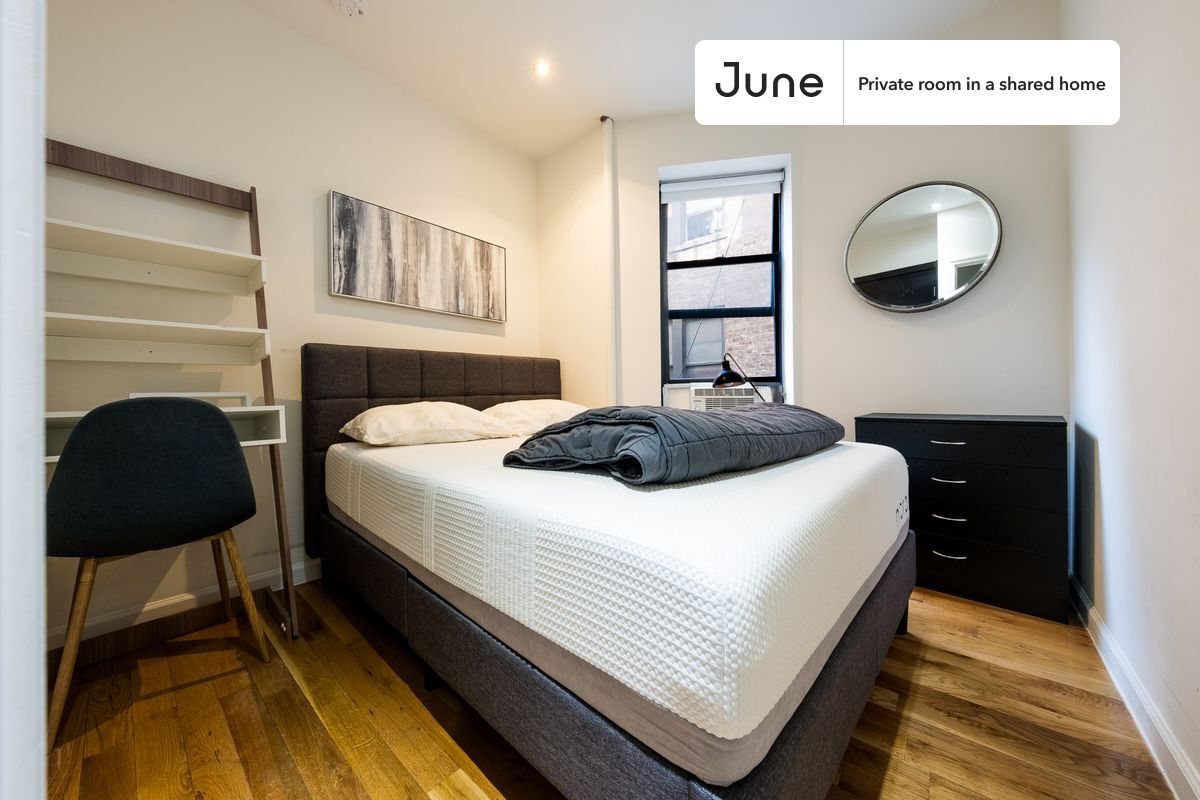 Private bedroom in 4 bed/3 bath Home - Private bedroom in 4 bed/3 bath Home