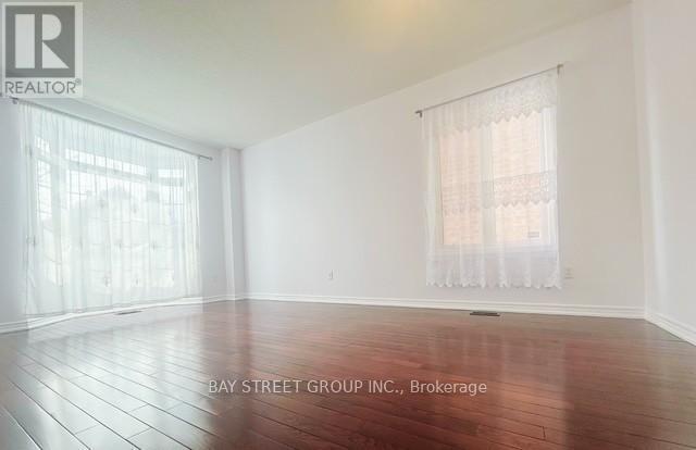 Photo - 16 Silverdale Rd