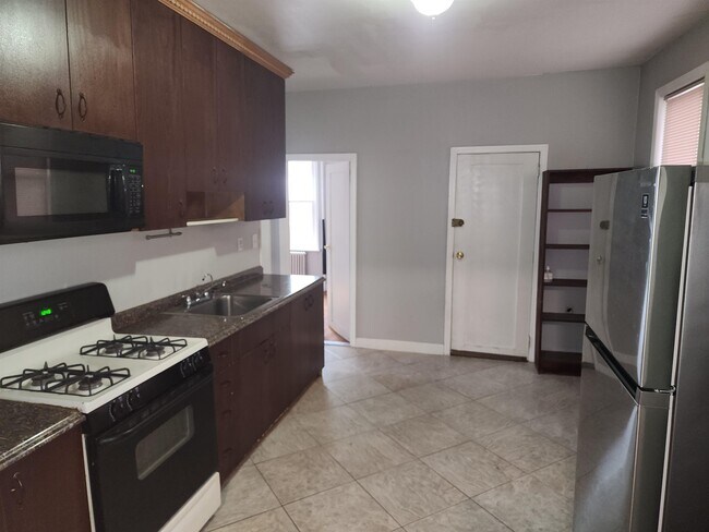 Photo - 222 Danforth Ave Apartment Unit 1
