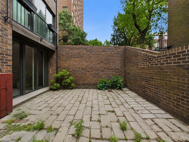 #1 St James Court