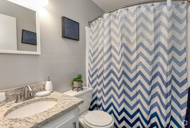 The Red Wood - 1BD/1BA - 675 SqFt - Bathroom