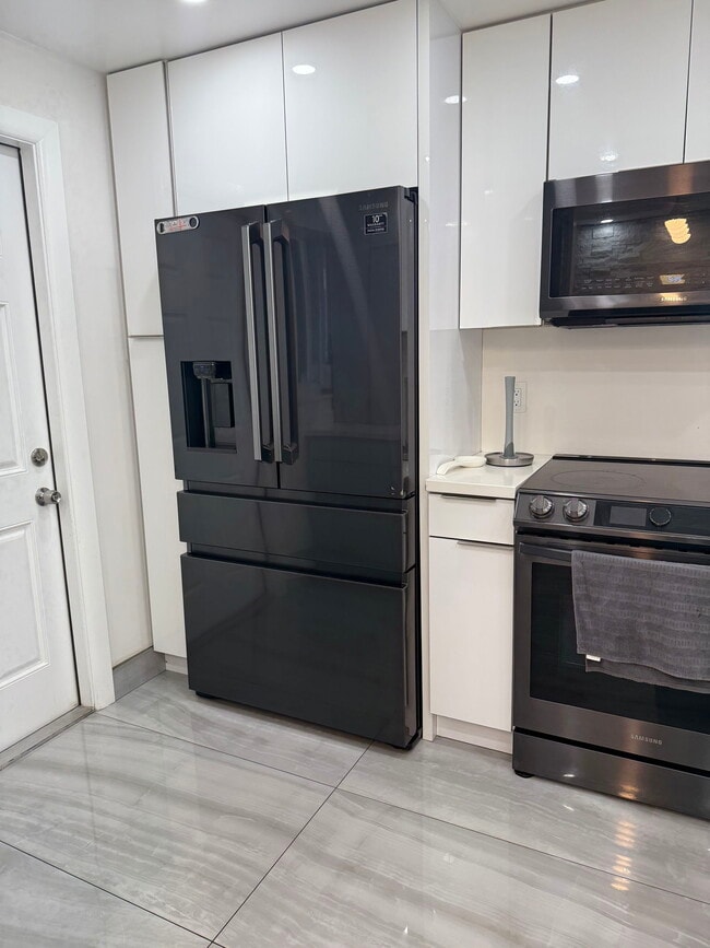 Photo - 5260 NW 11th St Unit 201