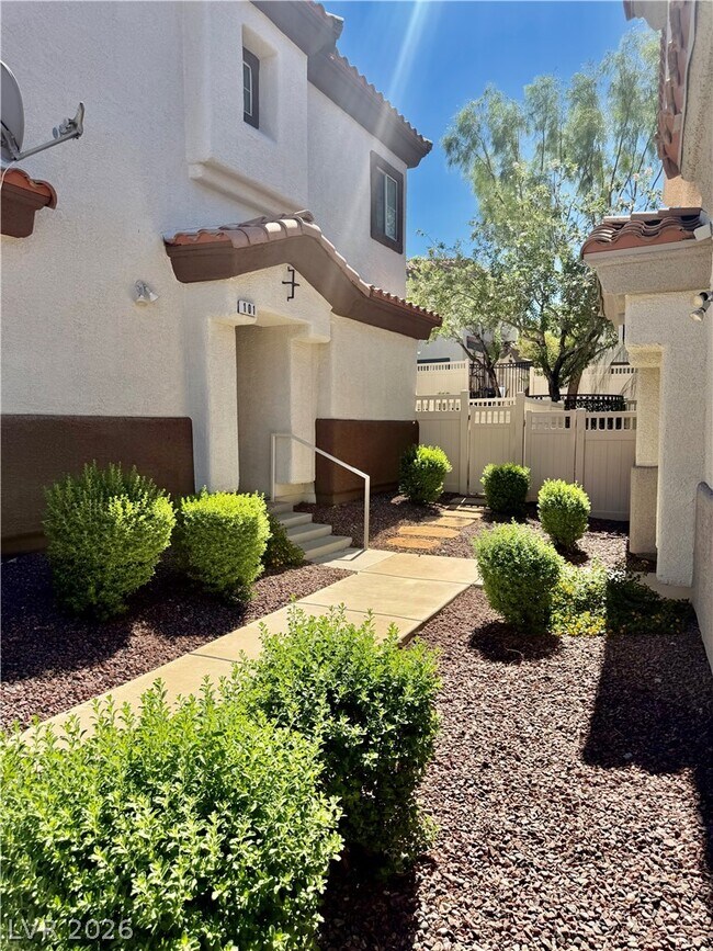 Photo - 1088 Luna Eclipse Ln