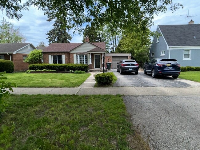 Photo - 324 Harlem Ave