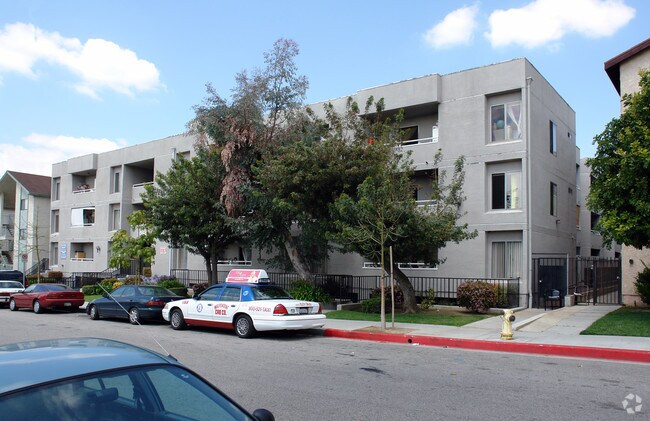 Justin Manor - Justin Manor