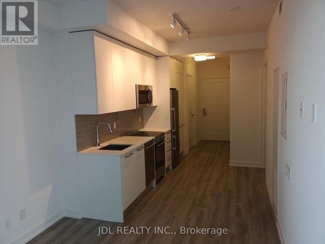 Photo - 28 Wellesley St E Unit 2805