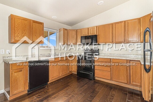 Photo - 147 S Golfwood Dr W