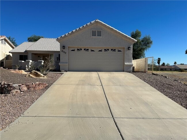 Photo - 2100 E Crystal Dr