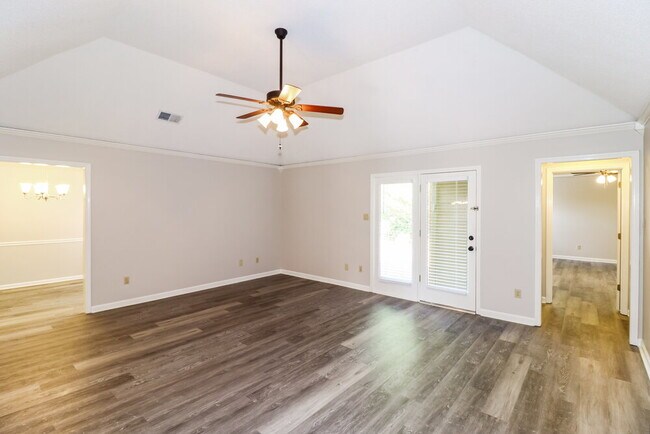 Photo - 1518 Appling Wood Cove S