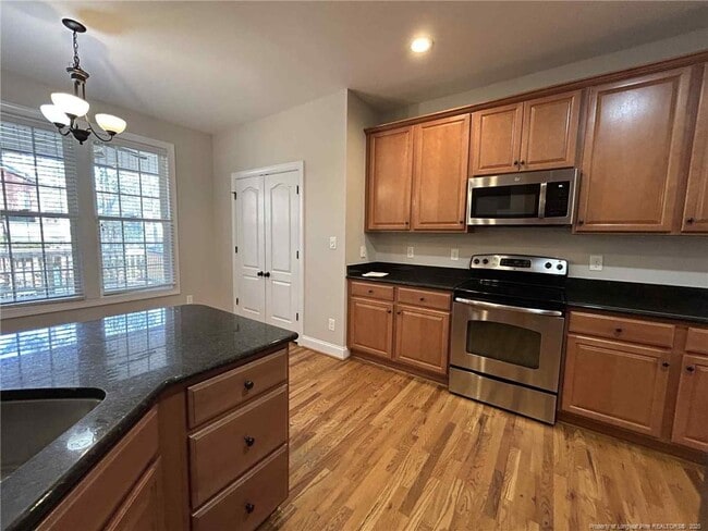 Photo - 45 Port Tack